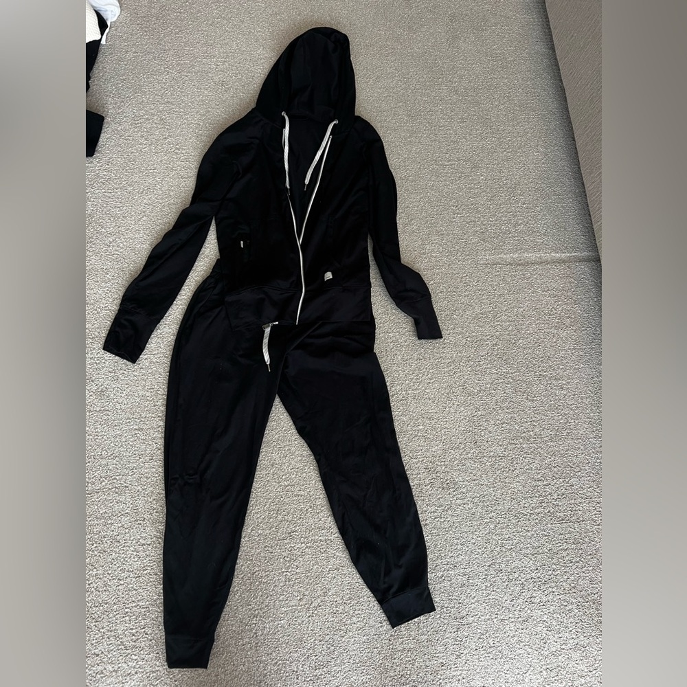 Size small Vuori set